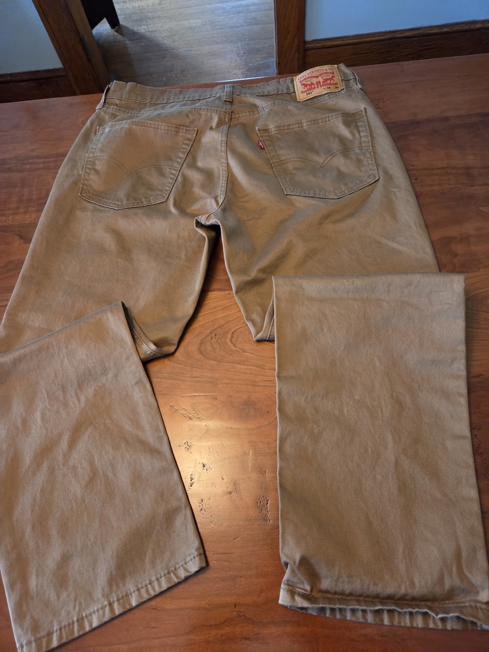 Levi's Men's Khaki Straight-Leg Jeans